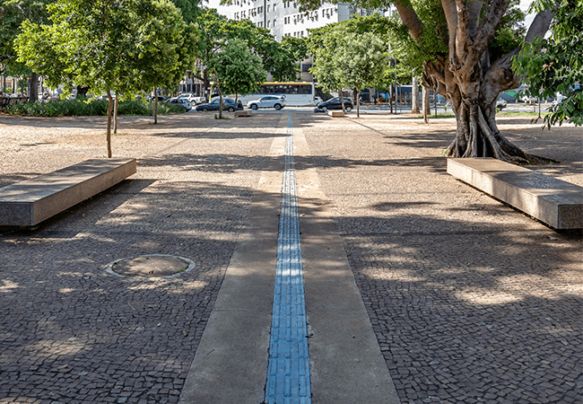 A epidemia silenciosa das calçadas brasileiras